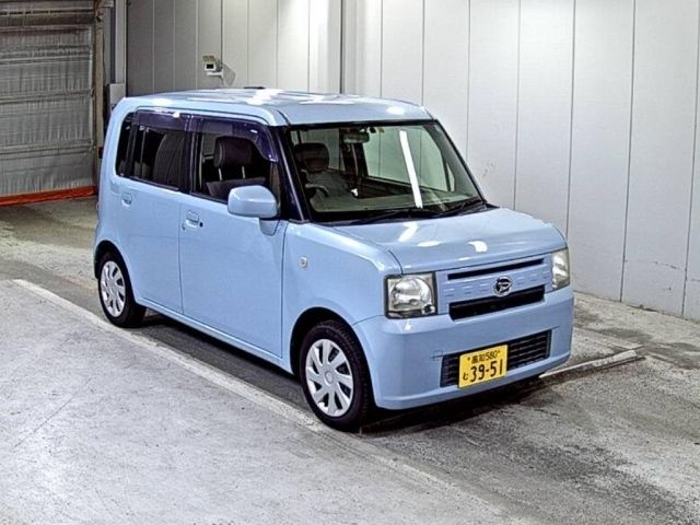 8396 DAIHATSU MOVE CONTE L575S 2011 г. (LAA Shikoku)